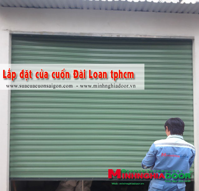 lap_dat_cua_cuon_dai_loan_tphcm