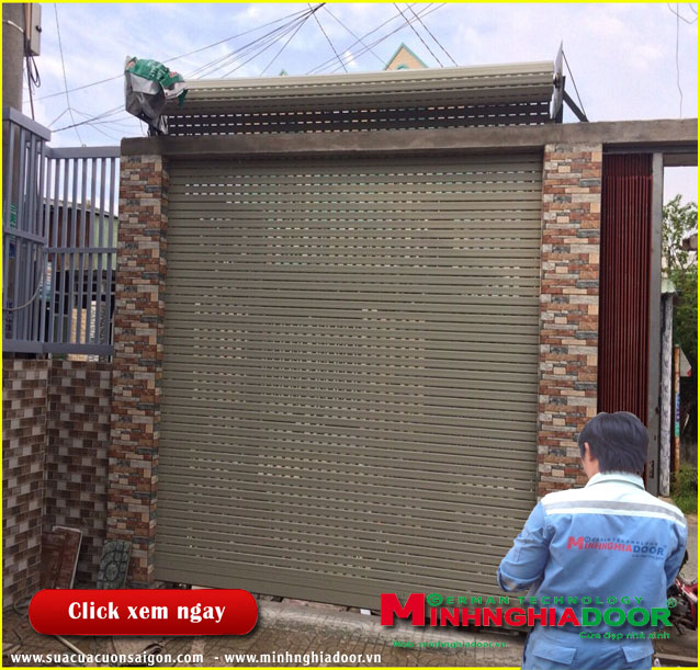 Lắp đặt cửa cuốn khe thoáng tại TP.HCM